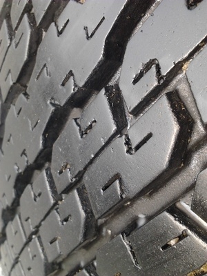 ขายยาง245/70/16 ปี 4111 BRIDGESRTONE DUELER H/T 840 1 ชุด ขายยาง245/70/16 ปี 4111 BRIDGESRTONE DUELER H/T 840 1 ชุด