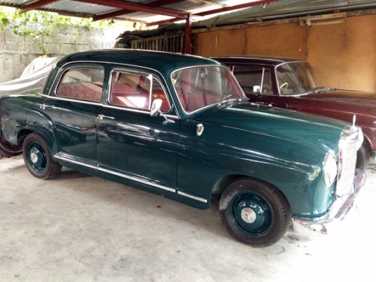 ขายด่วน!!! รถโบราณ Benz 190 สีเขียว!! ขายด่วน!!! รถโบราณ Benz 190 สีเขียว!!