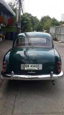 ขายด่วน!!! รถโบราณ Benz 190 สีเขียว!! ขายด่วน!!! รถโบราณ Benz 190 สีเขียว!!