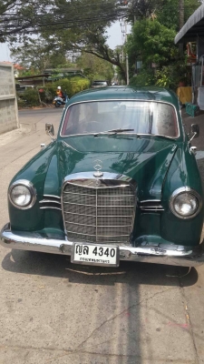 ขายด่วน!!! รถโบราณ Benz 190 สีเขียว!! ขายด่วน!!! รถโบราณ Benz 190 สีเขียว!!