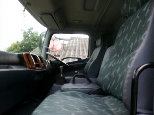 รถฮีโน่ 10 ล้อ พื้นเรียบ 2 เพลา 320 แรงม้า สนใจติดต่อ 081 - 6079515 รถฮีโน่ 10 ล้อ พื้นเรียบ 2 เพลา 320 แรงม้า สนใจติดต่อ 081 - 6079515