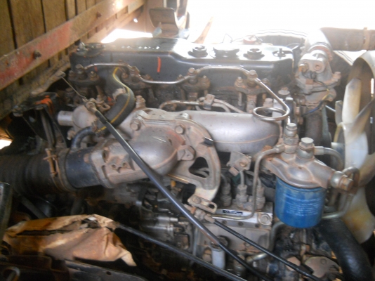 ขาย 6 ล้อ ISUZU NPR 115 รถห้างแท้ F หน้า-หลัง