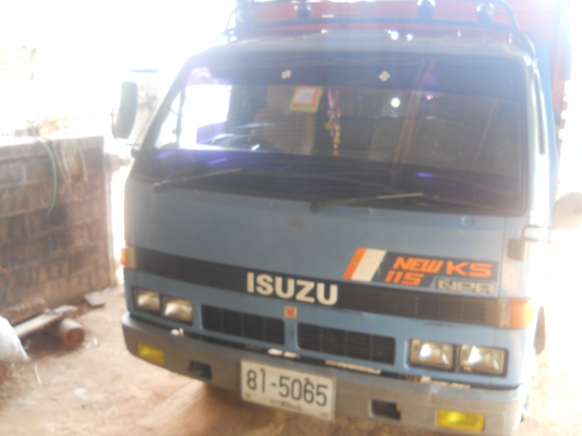 ขาย 6 ล้อ ISUZU NPR 115 รถห้างแท้ F หน้า-หลัง