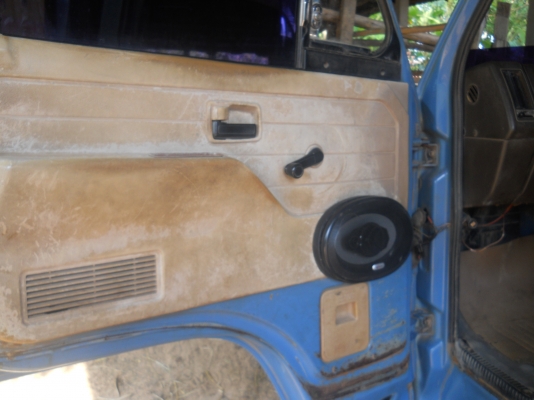 ขาย 6 ล้อ ISUZU NPR 115 รถห้างแท้ F หน้า-หลัง