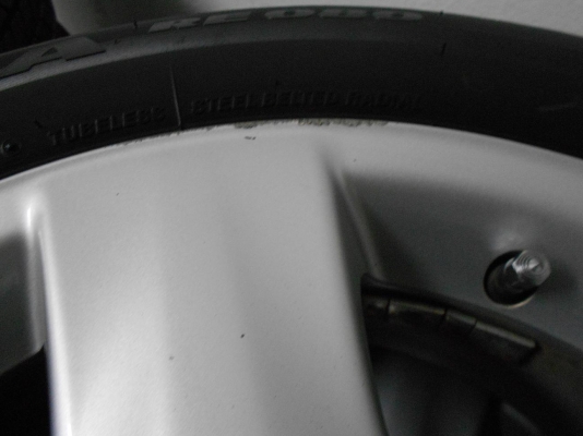 ขายล้อ โตโยต้า วีออส 5 ก้าน ขอบ 15 พร้อมยาง ขายล้อ โตโยต้า วีออส 5 ก้าน ขอบ 15 พร้อมยาง