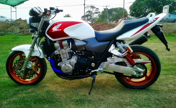 CB1300 2004 ทะเบียนแท้ สมอ. สวยจิงๆนะ ชอบจริงคุยได้ CB1300 2004 ทะเบียนแท้ สมอ. สวยจิงๆนะ ชอบจริงคุยได้