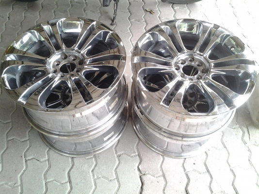 ขอบ18  vip  รถเก๋ง