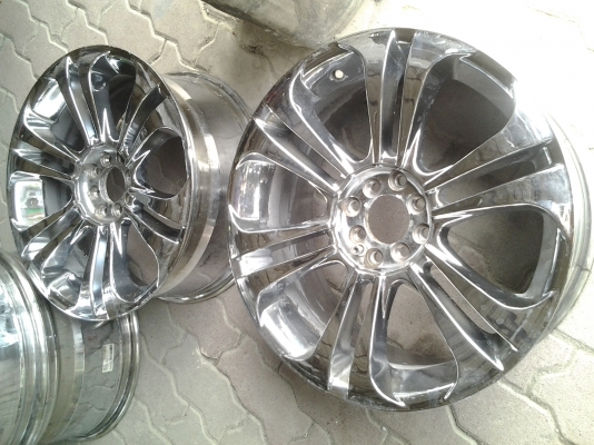 ขอบ18  vip  รถเก๋ง