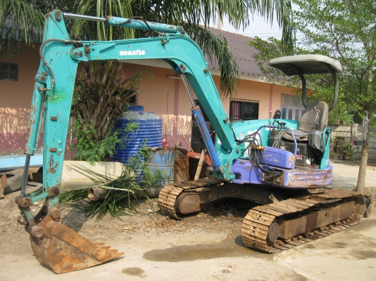 ขายแบคโฮ sumitomo pc40 FR-2สภาพสวย พร้อมใช้งาน ราคาถูก เจ้าของขายเองต่อรองราคาได้คะ