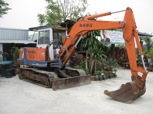 ขายแบคโฮ KH055-10633 สภาพสวย พร้อมใช้งาน ราคาถูก เจ้าของขายเองต่อรองราคาได้คะ