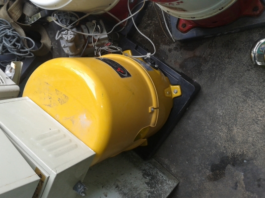 ขายปั้มน้ำ MITSUBISHI  200 watt สภาพกริ้ป