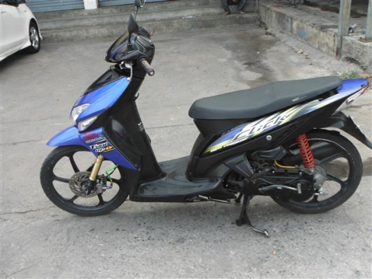 ขาย Click  ล้อแม็ก ปี 49 ราคา 13900