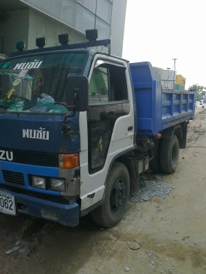 ขายรถ6ล้อดั๊มพร้อมใช้งานไม่มีทะเบียน