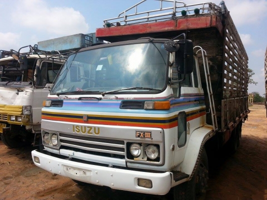 ขาย10ล้อ1เพลา ISUZU JCM เครื่อง6BD1 165แรง พ.เพาเวอร์ เบรกทิฟฟี่ เครื่องดี คัชซีสวย ยางดี สภาพพร้อมใช้งาน เอกสารพร้อมโอน สนใจโทร 090-8588220คุณนะ 093-3258446คุณบิวตี้ ID:narong498 หรือ www.truck.in.th/498 หรือfb:ณรงค์ ซื้อขายรถมือสอง(เว็บไซต์ส่วนตัว)