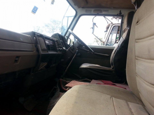 ขาย10ล้อ1เพลา ISUZU JCM เครื่อง6BD1 165แรง พ.เพาเวอร์ เบรกทิฟฟี่ เครื่องดี คัชซีสวย ยางดี สภาพพร้อมใช้งาน เอกสารพร้อมโอน สนใจโทร 090-8588220คุณนะ 093-3258446คุณบิวตี้ ID:narong498 หรือ www.truck.in.th/498 หรือfb:ณรงค์ ซื้อขายรถมือสอง(เว็บไซต์ส่วนตัว)