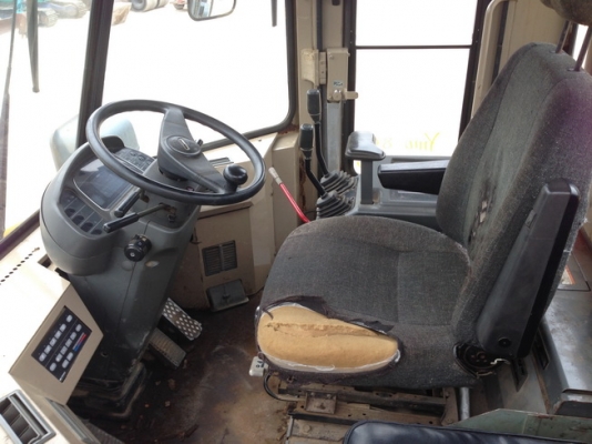 ขายด่วน !! KOMATSU WA300-3 นำเข้าจากญี่ปุ่น สวยๆ ครับ