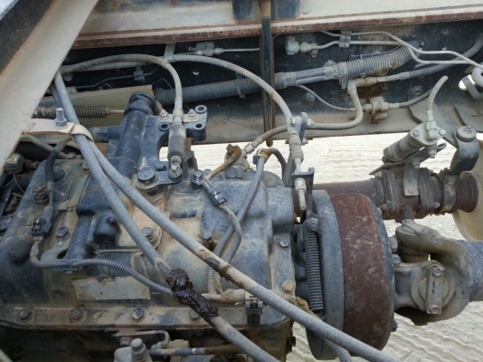 รถฮีโน่ 6 ล้อดั้ม 220 แรงม้า. ปี 55  ( รถวิ่ง 4x,xxx กม. )  สนใจติดต่อ  081 - 6079515