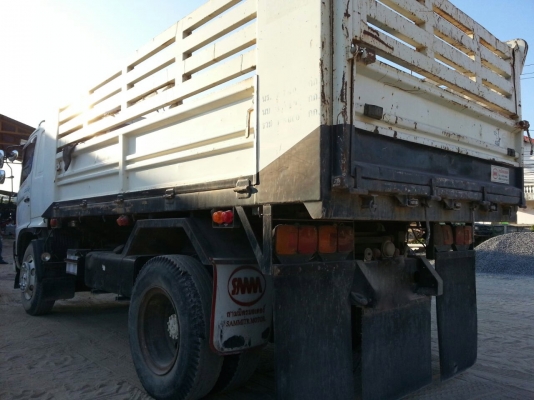 รถฮีโน่ 6 ล้อดั้ม 220 แรงม้า. ปี 55  ( รถวิ่ง 4x,xxx กม. )  สนใจติดต่อ  081 - 6079515