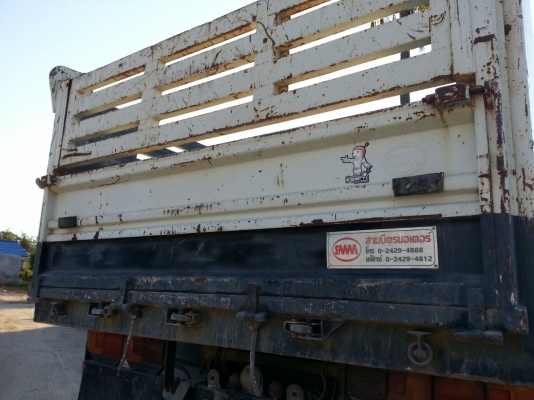 รถฮีโน่ 6 ล้อดั้ม 220 แรงม้า. ปี 55  ( รถวิ่ง 4x,xxx กม. )  สนใจติดต่อ  081 - 6079515