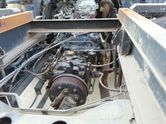 รถฮีโน่ 6 ล้อดั้ม 220 แรงม้า. ปี 55  ( รถวิ่ง 4x,xxx กม. )  สนใจติดต่อ  081 - 6079515