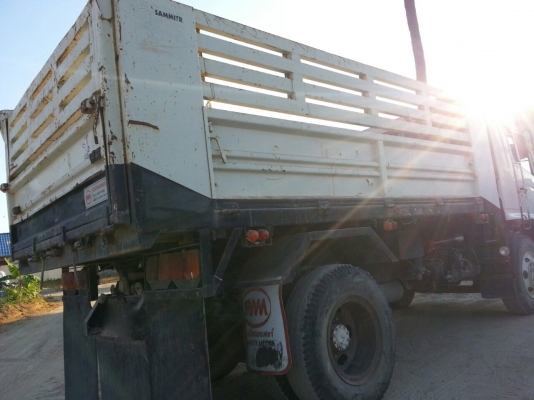 รถฮีโน่ 6 ล้อดั้ม 220 แรงม้า. ปี 55  ( รถวิ่ง 4x,xxx กม. )  สนใจติดต่อ  081 - 6079515