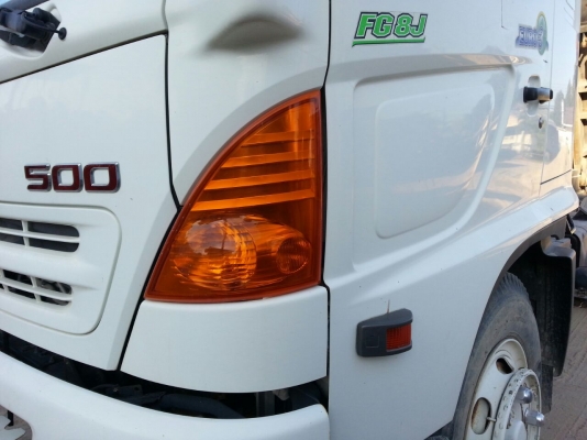 รถฮีโน่ 6 ล้อดั้ม 220 แรงม้า. ปี 55  ( รถวิ่ง 4x,xxx กม. )  สนใจติดต่อ  081 - 6079515