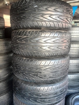 ขายยาง TOYO 225-45-18 ปี10 ดอกหนา ไม่มีปะ ชุดละ 5,400 บาท