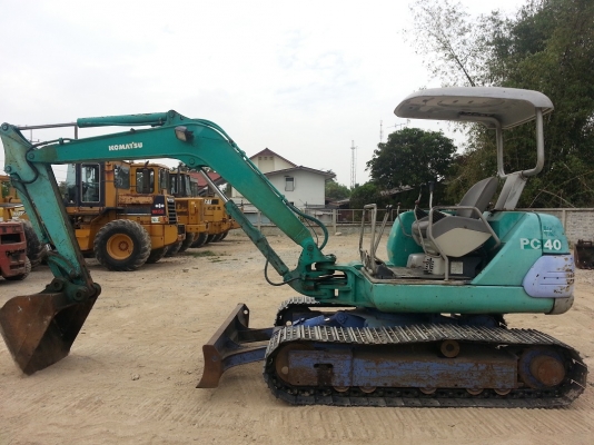 แบคโฮเล็ก KOMATSU PC40-7 เก่าญี่ปุ่นแท้ แทรคเหล็กใหม่ แบคโฮเล็ก KOMATSU PC40-7 เก่าญี่ปุ่นแท้ แทรคเหล็กใหม่