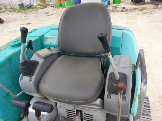 แบคโฮเล็ก KOMATSU PC40-7 เก่าญี่ปุ่นแท้ แทรคเหล็กใหม่