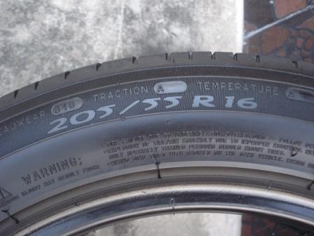 ขายยาง 205-55-16 ปี 13 สภาพ 90\%ดอกหนาๆ 1 ชุดขายถูกๆ ขายยาง 205-55-16 ปี 13 สภาพ 90\%ดอกหนาๆ 1 ชุดขายถูกๆ