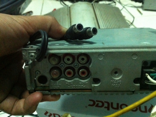 Sony CDX-F7710S 4V 3ปรีเอ้า MP3 CD FMไทย AUX มือ2 สภาพสวย