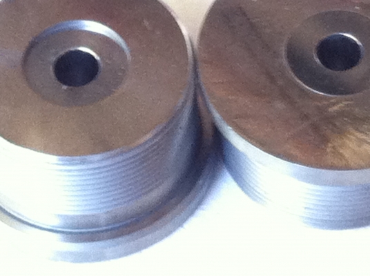 ไกด์ปลอกนำเจาะมีสองขนาด 6 และ 8 มม. ตรงกลางทำความโหละแข็งพิเศษ