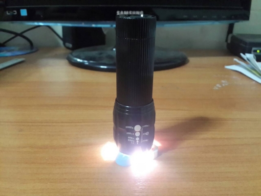 ไฟฉาย LED คุณภาพสูง ราคาถูกมาก ไฟฉาย LED คุณภาพสูง ราคาถูกมาก