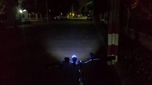 ไฟฉาย LED คุณภาพสูง ราคาถูกมาก ไฟฉาย LED คุณภาพสูง ราคาถูกมาก