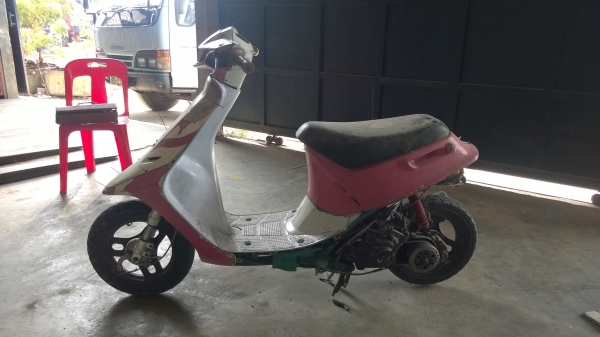 รถป๊อป Honda Dio + เครื่อง มีโอ (มีเล่ม)