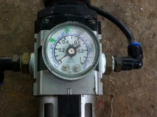 ชุดดักน้ำและปรับแรงดันลม SMC จากญี่ปุ่น ปรับแรงลมได้มากถึง 0.05 -0.85 MPa ชุดดักน้ำและปรับแรงดันลม SMC จากญี่ปุ่น ปรับแรงลมได้มากถึง 0.05 -0.85 MPa
