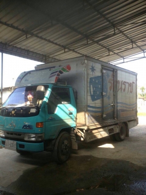 ขายหกล้อตู้ 3 บาน ฮีโน่  เครื่อง 135 เทอร์โบ