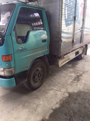 ขายหกล้อตู้ 3 บาน ฮีโน่  เครื่อง 135 เทอร์โบ