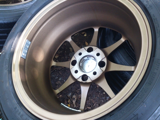 ขายแม็ก CE28  4รู100 ขอบ15  หน้า7  ET38. หลัง8  ET28  พร้อมยาง195/55R15  NITTO  MEND  IN  JAPAN  ปี13  ดอกยางเต็มสวยเท่ากันไม่ร้าวไม่แตกลายไม่กินข้าง จำนวน 1 ชุด