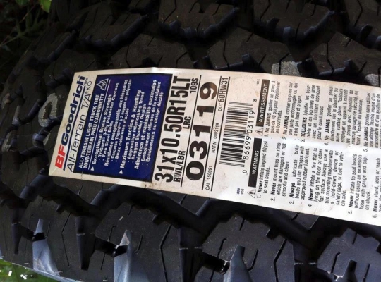ยางใหม่BF Goodrich All-terrain 265 70 r16/265 75 r16/31 10.5 r15