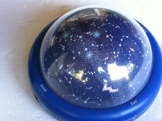 เครื่องฉายดาวขนาดเล็กในห้อง DAIICHI SANKYO จากญี่ปุ่นของใหม่อุปกรณ์ครบ