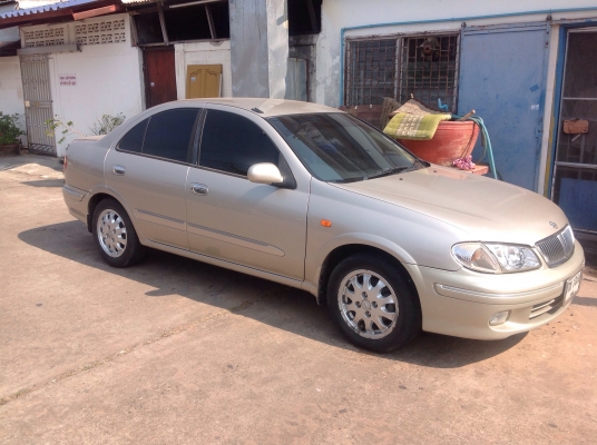 ขายรถ nissan neo gl เบาะหนังไฟฟ้า ราคาถูก