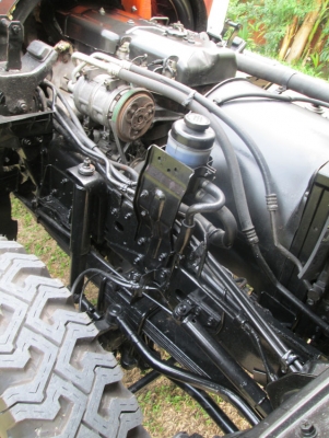 ISUZU NKR 71 G หัวการ์ตูนสูง 4 WD คานแข็ง ป้ายเล็กไม่ติดเวลา ISUZU NKR 71 G หัวการ์ตูนสูง 4 WD คานแข็ง ป้ายเล็กไม่ติดเวลา