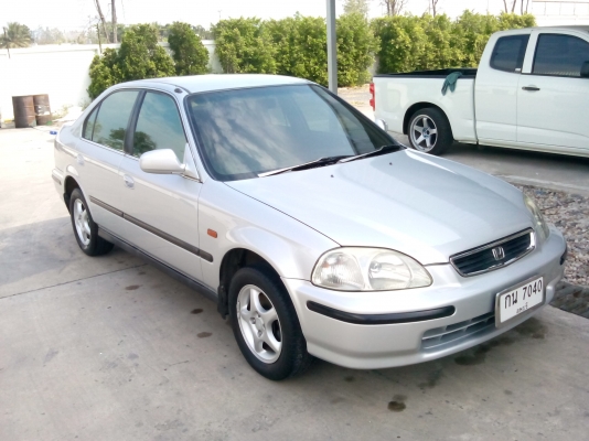 ซีวิคตาโตรถบ้านสวยๆ86000 ซีวิคตาโตรถบ้านสวยๆ86000