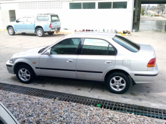 ซีวิคตาโตรถบ้านสวยๆ86000 ซีวิคตาโตรถบ้านสวยๆ86000