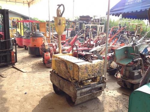 รถบดเดินตาม   SAKAI   HV60  รหัสสินค้า : 80802341    หรือเพิ่มเติมไดที่ www.nihonmono.com