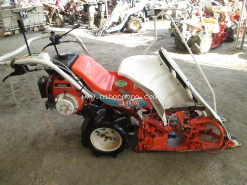 รถเกี่ยวข้าวเดินตาม KUBOTA RB30 รหัสสินค้า : 80802350 หรือเพิ่มเติมไดที่ www.nihonmono.com รถเกี่ยวข้าวเดินตาม KUBOTA RB30 รหัสสินค้า : 80802350 หรือเพิ่มเติมไดที่ www.nihonmono.com