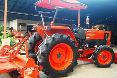 ขายรถไถKubota L4508DI สเปเชียล(4WD) พร้อมใบมีดหน้า และโรตารีช้าง