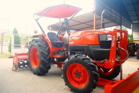 ขายรถไถKubota L4508DI สเปเชียล(4WD) พร้อมใบมีดหน้า และโรตารีช้าง