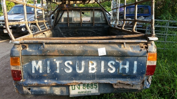 กระบะ L200 เครื่องโตโยต้า 1J ออโต้ lpg ขับกลับได้ ทะเบียนไม่ขาด พร้อมโอน  ขาย 29,000